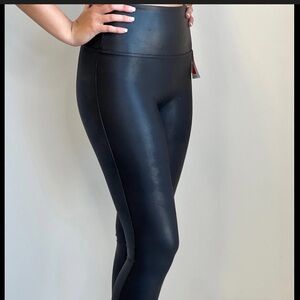 SPANX Faux Leather Leggings in Navy Blue Sz M